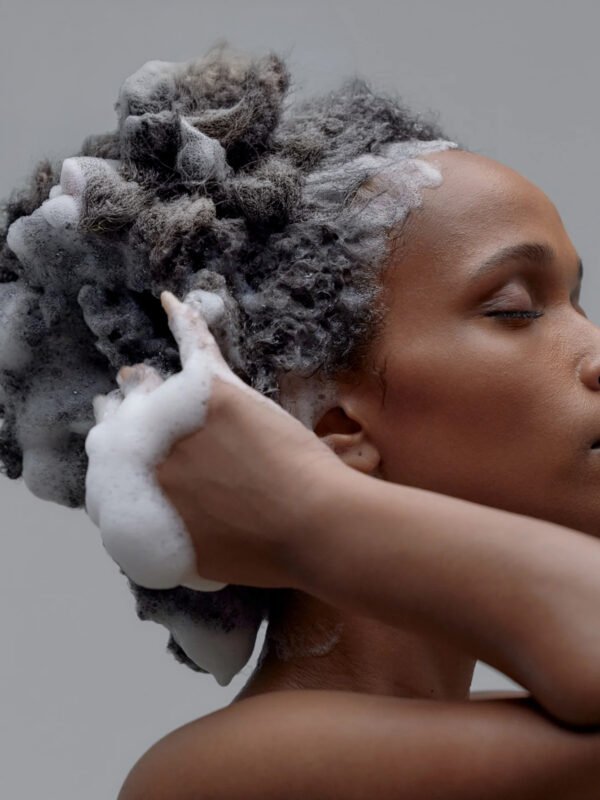 Hydra-Cleanse Shampoo - Image 3