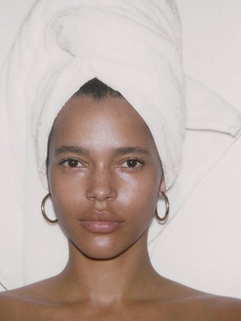How to Build a Curl Routine That Works for Your Hair